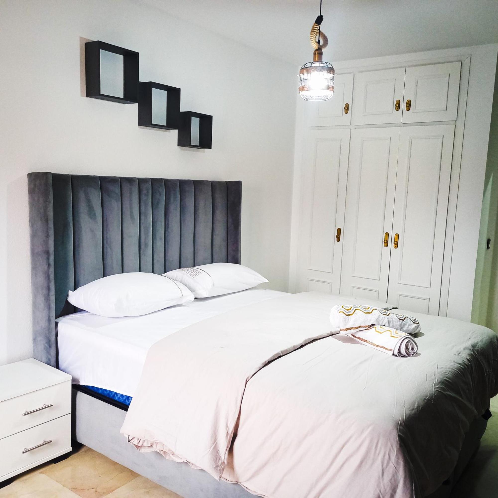 Nouveau Appartement Au Plein Centre Ville En Face Hilton & La Gare De Train Tgv M2 Tânger Exterior foto